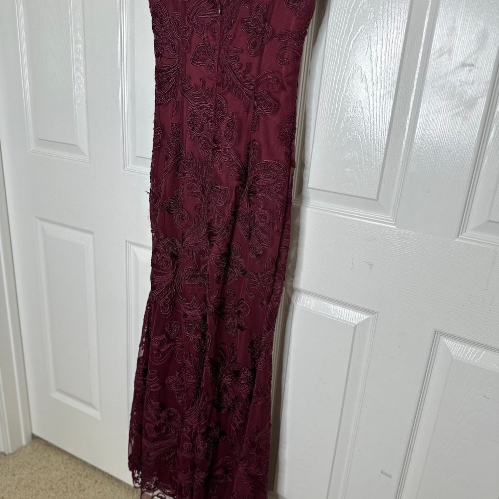JS Collections Women's Boat Neck Short Sleeve Laced Burgundy  Mermaid Gown - Picture 11 of 16